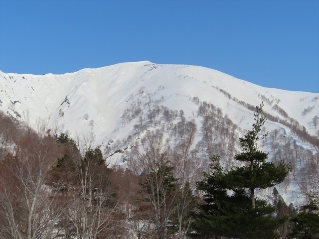 2021.04.03 三岩岳～窓明山_07h26m00s.jpg